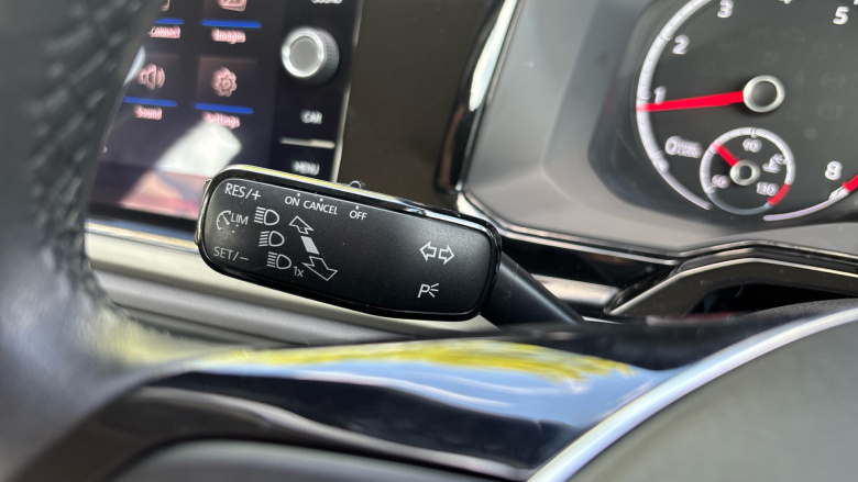 Volkswagen Polo 1.0 75 SE 5dr Petrol Hatchback